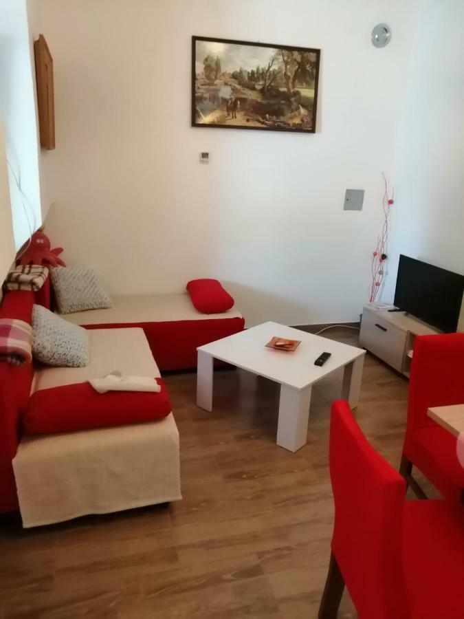Apartman Tea Lejlighed Pula Eksteriør billede